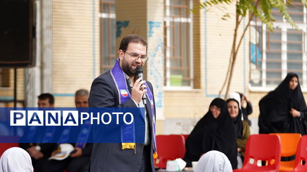 همایش استانی «وطن‌یار» در مدرسه کوثر اراک با حضور قائم‌مقام سازمان دانش‌آموزی کشور