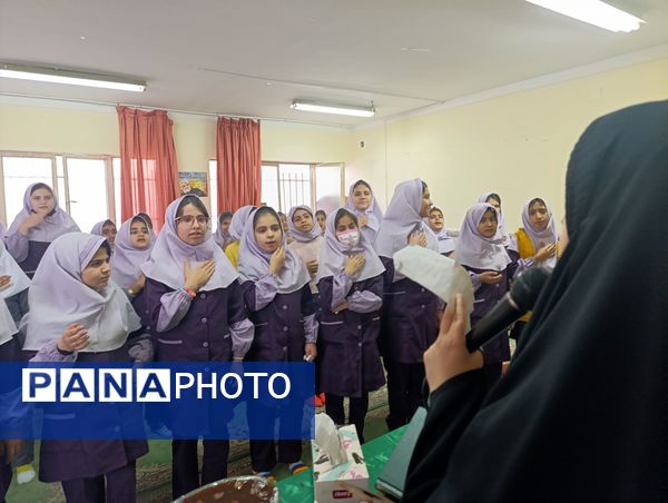 محفل انس با قرآن در مدارس شهرستان ایلام