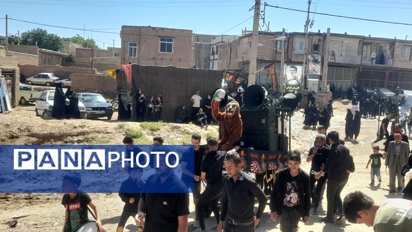 تعزیه خوانی عاشورا در روستای برزنون