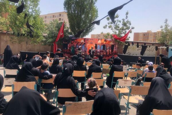 برگزاری مراسم عزاداری دهه آخر ماه صفر به همت هیئت دانش آموزی مدرسه رودکی