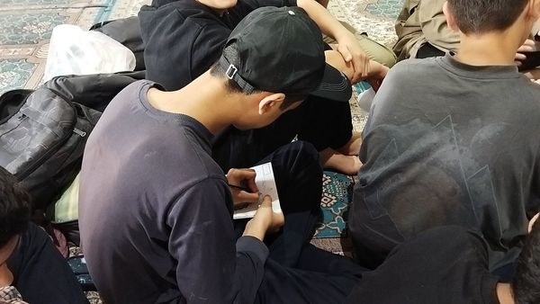 ساعتی برای تفکر 