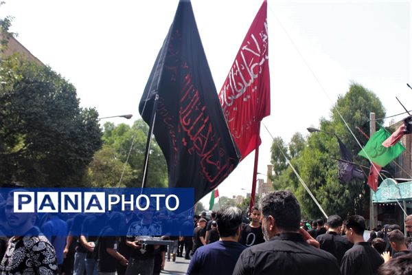 جلوه‌های باشکوه عزاداری روز عاشورا در قم