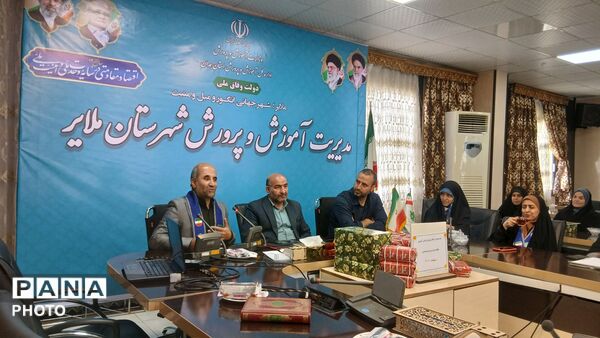 تجلیل از خبرنگاران پانا ملایر در خط مقدمِ اطلاع‌رسانی