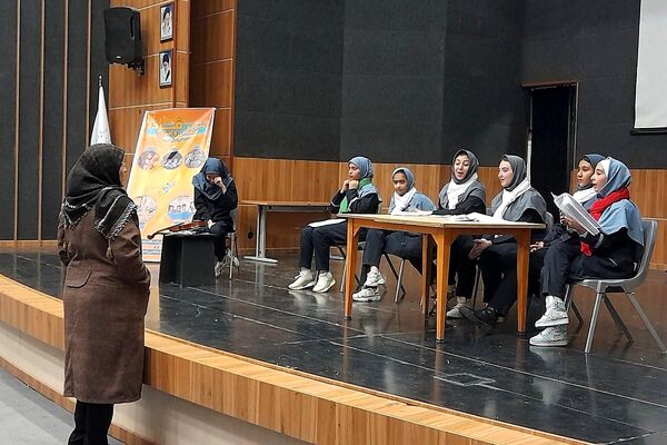  جشنواره «فردا»؛ جایی که خلاقیت دانش‌آموزان شهرقدس به صحنه آمد.