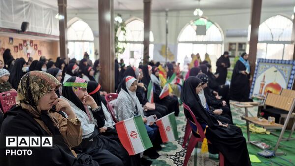 شکوه حضور دختران در روز دختر