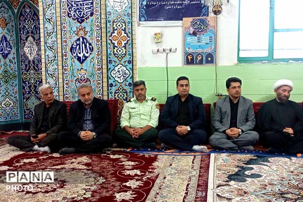 حضور پرشور فرهنگیان و دانش‌آموزان مانه در آیین جاماندگان وداع با امام شهید