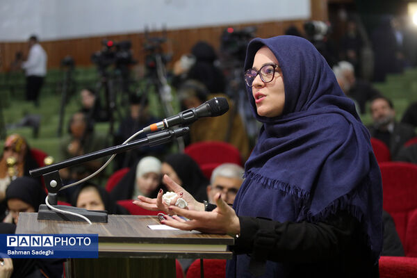 نشست خبری سخنگوی دولت در شازند