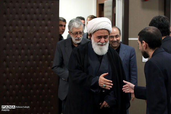 نشست افتتاحیه نخستین همایش بین المللی «مکتب امام مجاهد شهید»