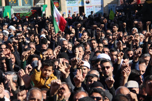 مراسم وداع با ۷ پیکر شهید گمنام هشت سال دفاع مقدس