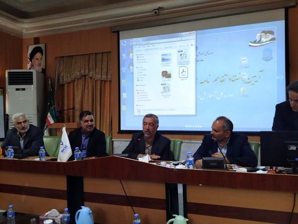 امضای تفاهم‌نامه توسعه هنرستان‌های جوار صنعت در خراسان رضوی