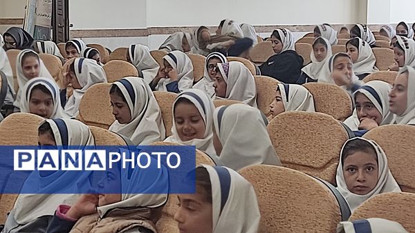 اینجا قلب‌ها می‌تپند تا عاطفه‌ای جاری شود