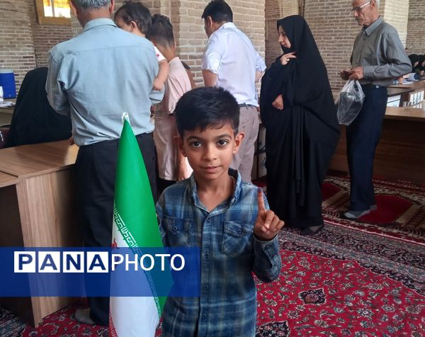 حضور پرشور مردم در انتخابات ریاست‌جمهوری شهرستان نیشابور