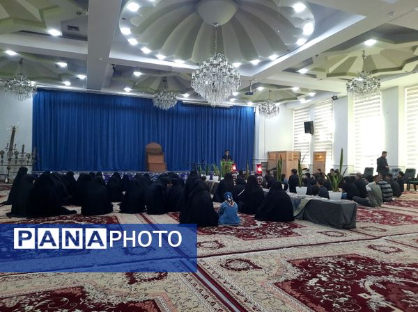 تجلیل از نفرات برتر هیات‌های مذهبی دانش‌آموزی 