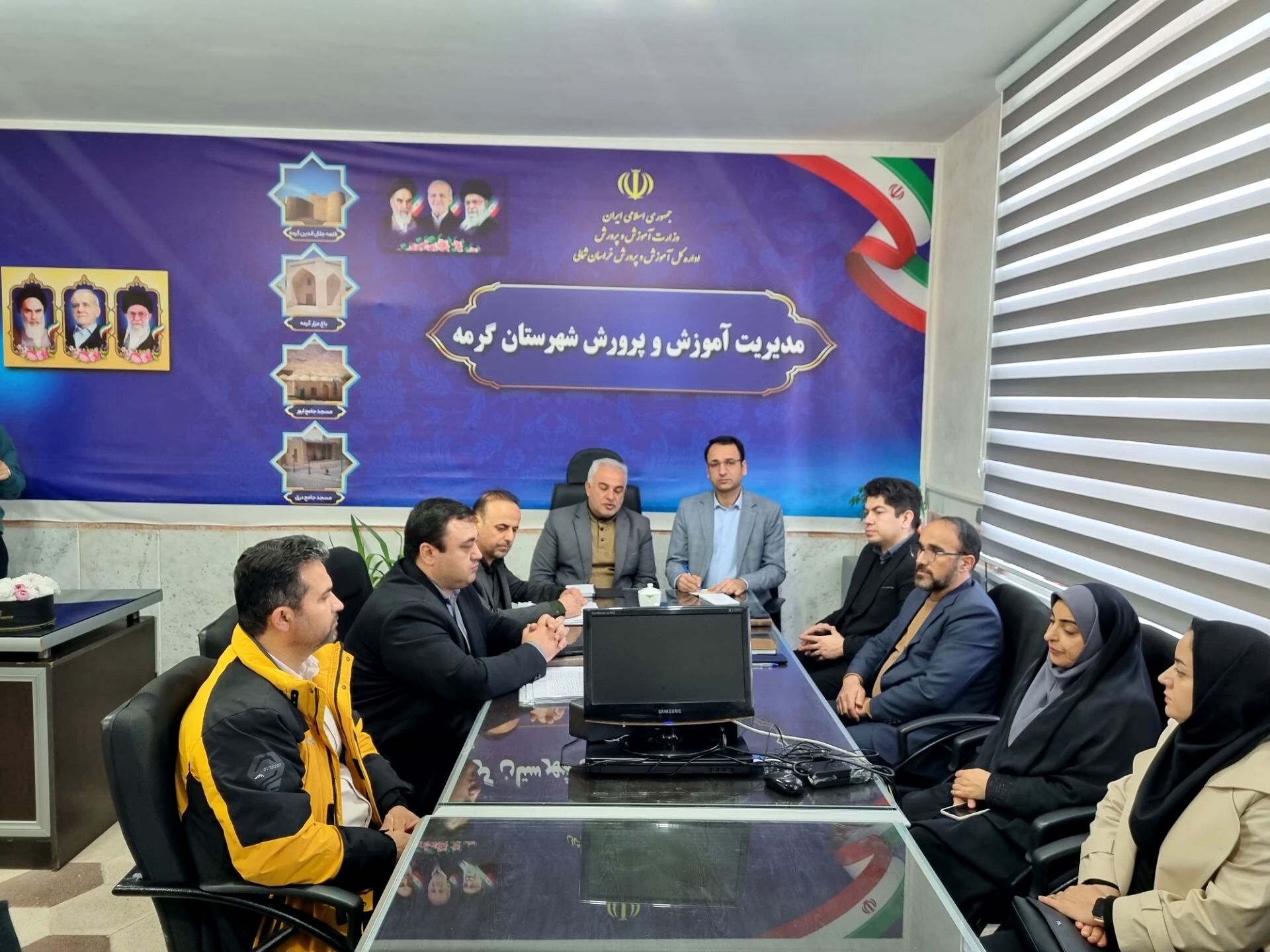 تقویت رویکردهای نوین آموزشی، گفتمان‌سازی حرفه‌ای و تحقق عدالت آموزشی در مدارس شهرستان گرمه