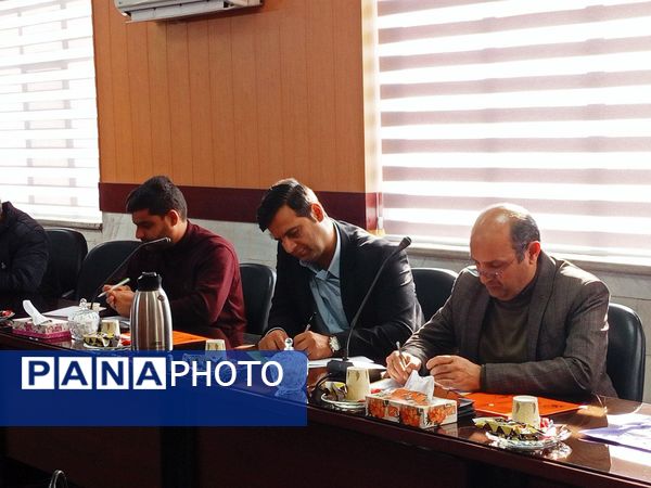 جلسه تخصصی کارگروه کارآفرینی در کاشمر