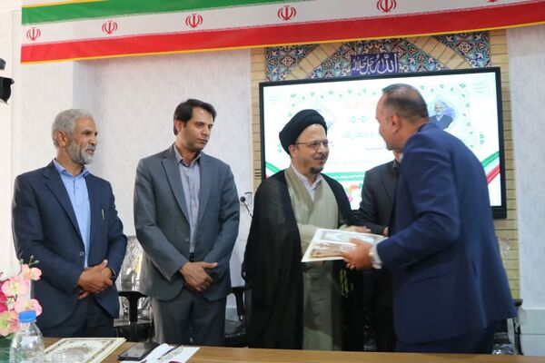 آیین تکریم و معارفه رئیس آموزش‌وپرورش شهرستان سامان