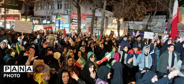تجمع و راهپیمایی مردم بجنورد برای بیعت با رهبر جدید