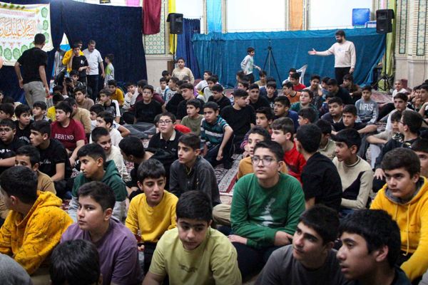 اعتکاف دانش‌آموزی در مساجد شیراز