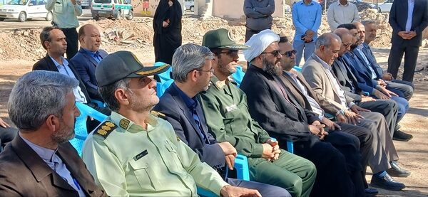 آیین کلنگ‌زنی دبستان ۹ کلاسه شهید هلالی خلیل آباد
