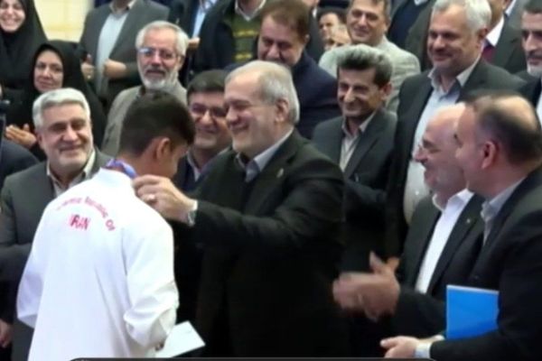  رئیس جمهور وارد بام ایران شد