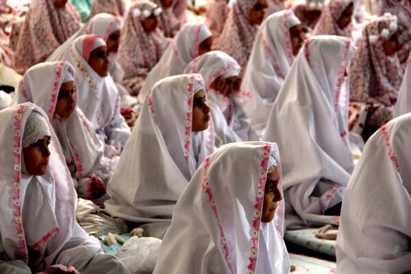 آغاز فصل بندگی در فضای شور و معنویت