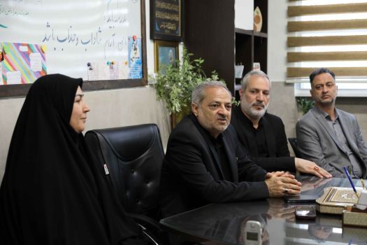 با همه وجود تلاش خواهیم کرد که به مطالبات معلمان رسیدگی شود 