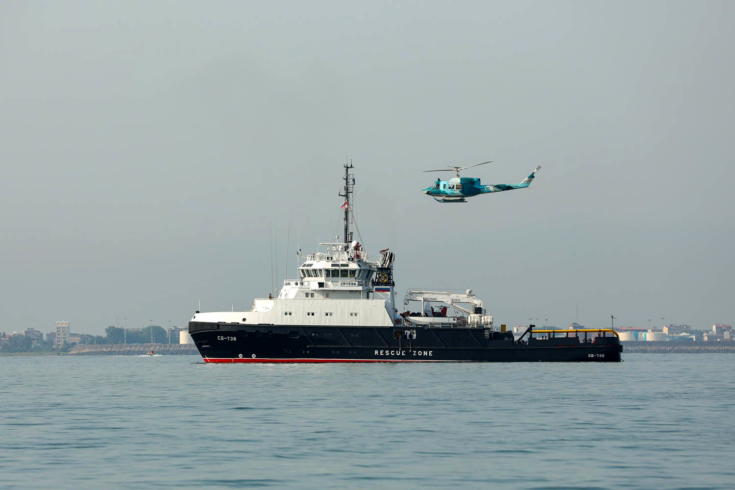 شناور روسیه وارد منطقه عمومی رزمایش خزر شد