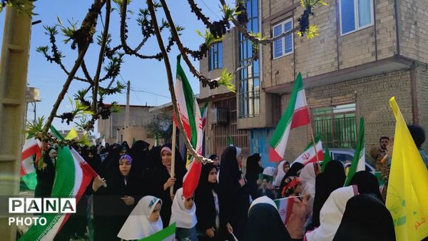 مادران و شکوفه‌های دستجرد در روز دختر به یاد میناب