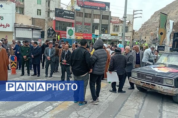 حضور پرشور مردم و مسئولان روزه‌دار شهرستان فیروزکوه پررنگ‌تر از هر سال در راهپیمایی روز قدس