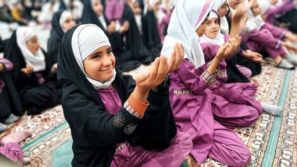 جشنِ روز دختر به مناسبت ولادت حضرت معصومه(س) در شهرستان مارگون