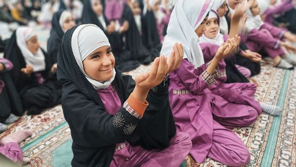 جشنِ روز دختر به مناسبت ولادت حضرت معصومه(س) در شهرستان مارگون
