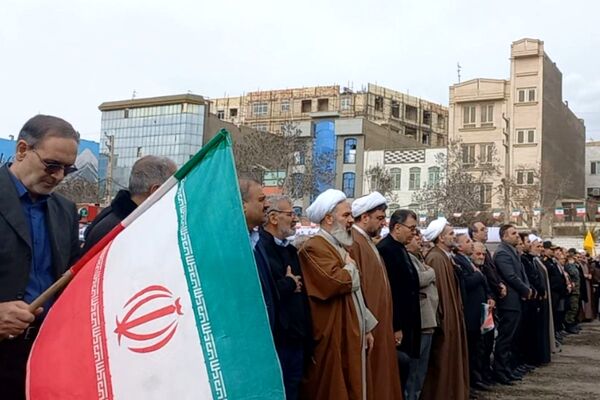 22بهمن در اسلامشهر؛ حماسه‌ای از جنس حضور