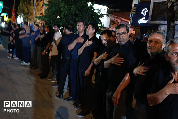بجنورد یکپارچه در سوگ حسین(ع)