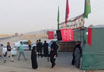 خادمان عاشق در گرمای تابستان