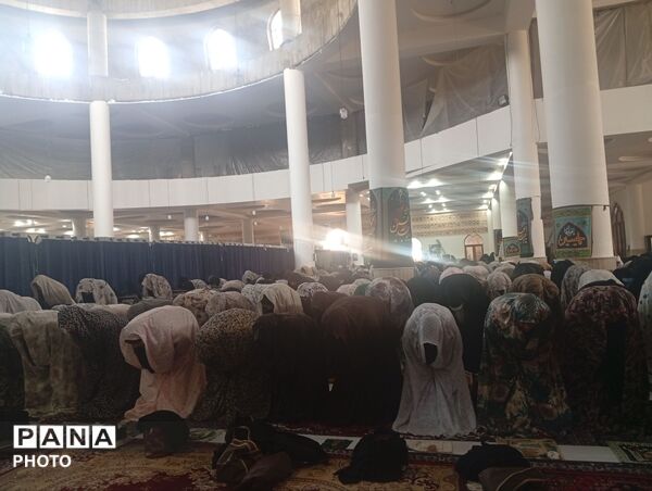 آیین عبادی وسیاسی نماز جمعه مردم  نظرآباد