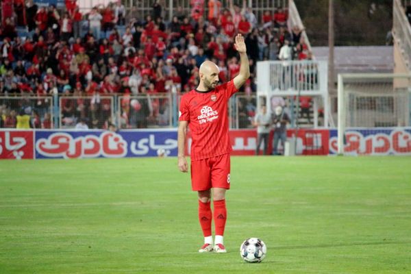 بازی بدون گل تراکتور و فجر سپاسی