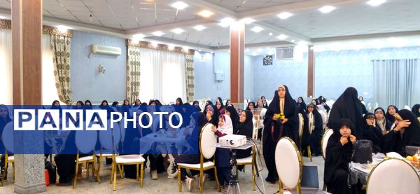 تجلی آوای وحی در آیین تجلیل از برگزیدگان مسابقات قرآن و عترت بسیج ملایر