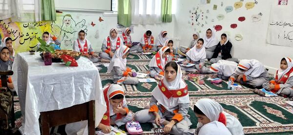 ویژه برنامه روز جهانی کودک در دبستان نخبگان شهید نصرت الدین
