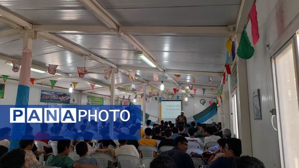 برگزاری جشن ولادت امام رضا و دهه کرامت در هنرستان شهید دیواندری سبزوار