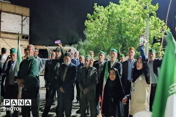 تداوم اجتماعات خیابانی در نیشابور