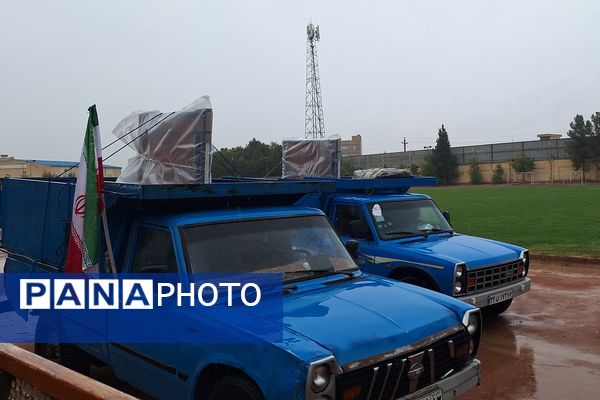 توزیع تجهیزات ورزشی به مدارس استان فارس