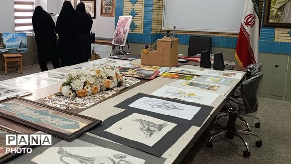  نمایشگاه هنری در مدرسه آرمینه مصلی‌نژاد