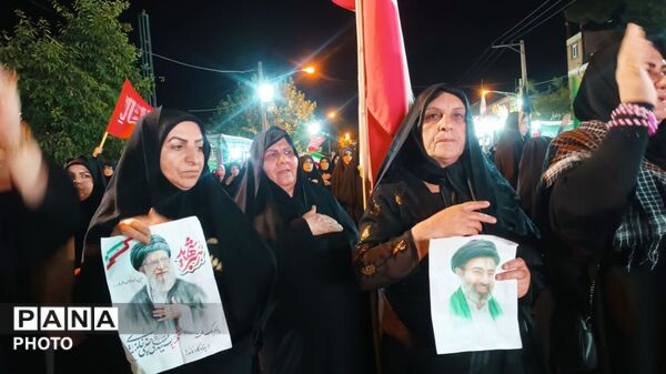 فریاد حمایت از ایران در میدان همچنان استوارتر پلدختر
