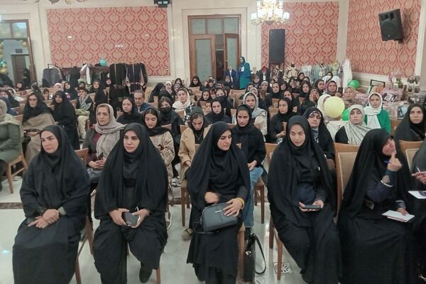 اختتامیه دومین جشنواره مد و لباس ایرانی ـ اسلامی «نوردخت»  شهرستان پردیس