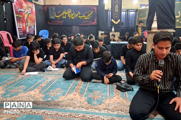 طنین نوای عاشورایی نوجوانان کازرونی در سوگواره «احلی من العسل»