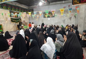 شب میلاد پیامبر اکرم (ص) و امام صادق(ع) در مارکده؛ جلوه‌ای از نور و ایمان