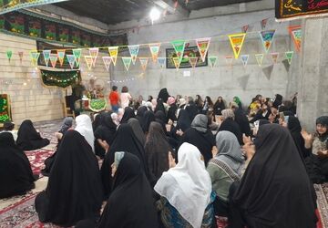 شب میلاد پیامبر اکرم (ص) و امام صادق(ع) در مارکده؛ جلوه‌ای از نور و ایمان