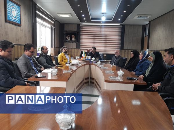 تجلیل از خیرین دبستان مهدیه قائمشهر