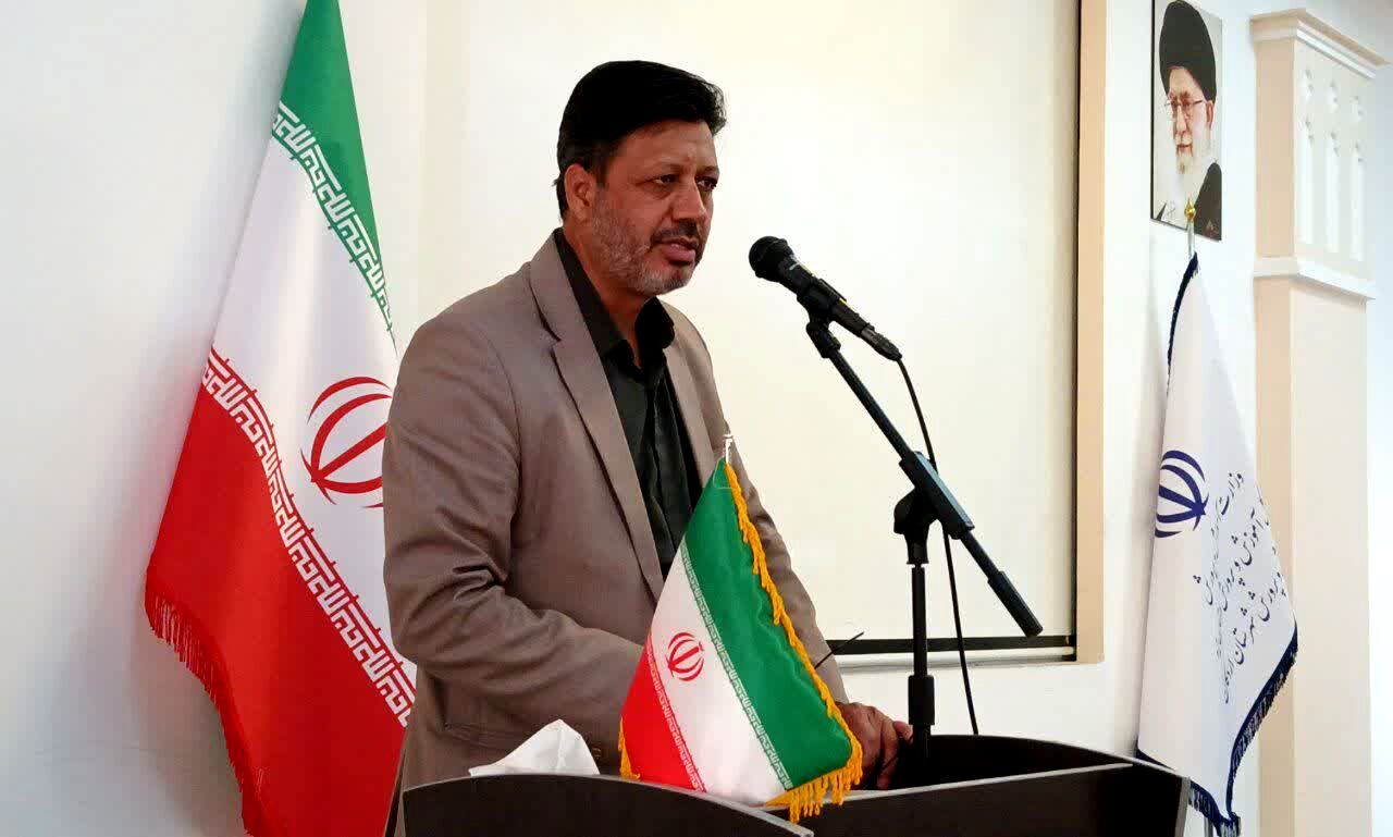 معاون پرورشی، الگوی زنده دانش‌آموزان است