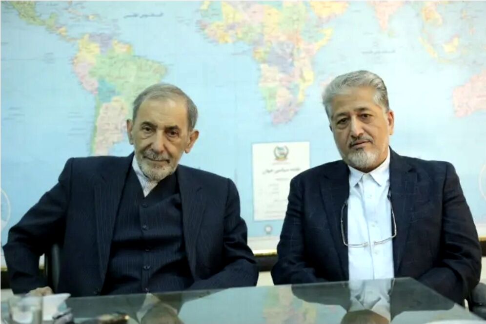 ولایتی حکم ریاست دانشگاه آزاد را ابلاغ کرد